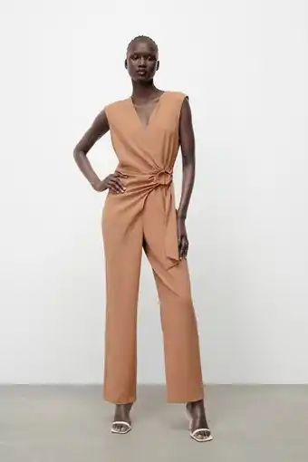 ZARA Crossover jumpsuit with buckle erbjuda
