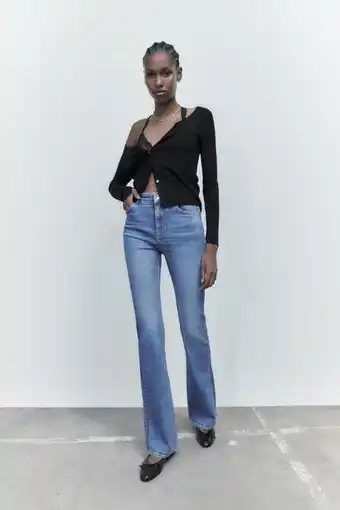 ZARA Jeans z1975 high rise flare erbjuda