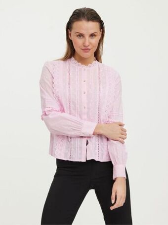 Vero Moda Spetssydd skjorta erbjuda