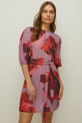 Oasis Shimmer plisse funnel neck mini dress erbjuda