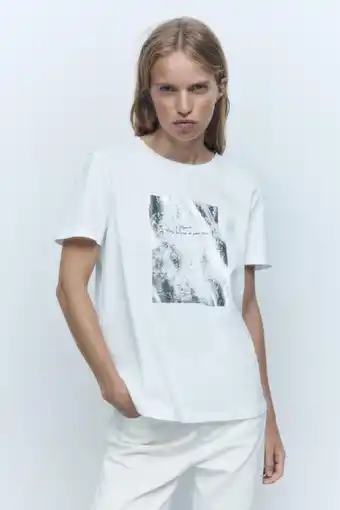 T-shirt with shimmery slogan
