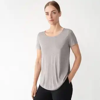 Åhléns T-shirt i viskos fredrika erbjuda