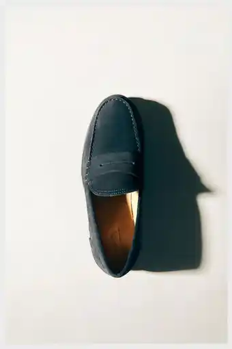 Sporty leather loafers