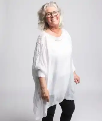 Dimoda Tunika signe vit erbjuda