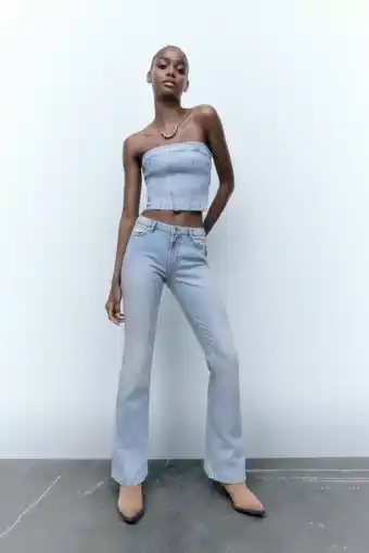 ZARA Low-rise flared jeans erbjuda