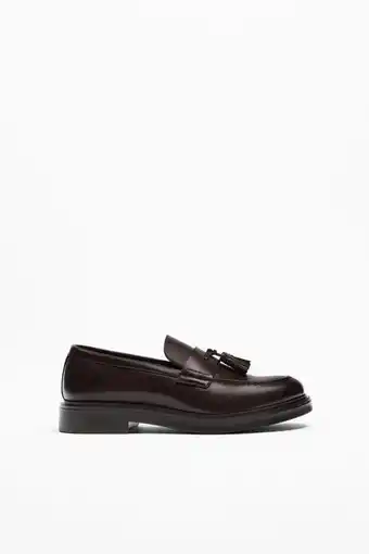ZARA Basic loafers with tassels erbjuda