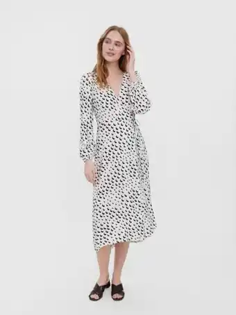Vero Moda Omlottsydd klänning erbjuda