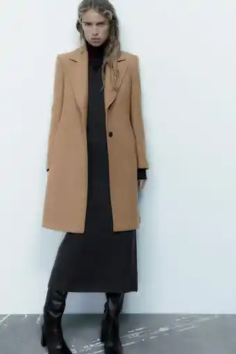 ZARA Wool blend fitted coat erbjuda