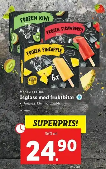Isglass med fruktbitar
