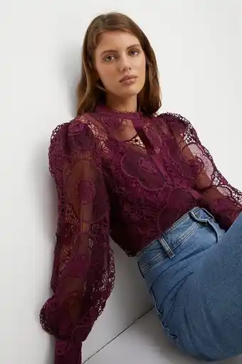 Oasis Premium lace scallop trim detailed blouse erbjuda