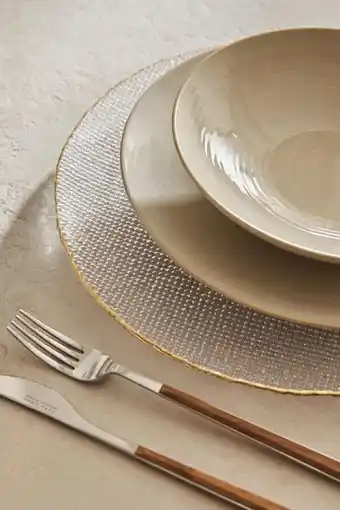 ZARA Service plate with raised gold rim erbjuda