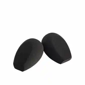 Charcoal infused foundation blender