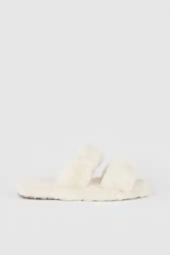 Double strap slip on slipper