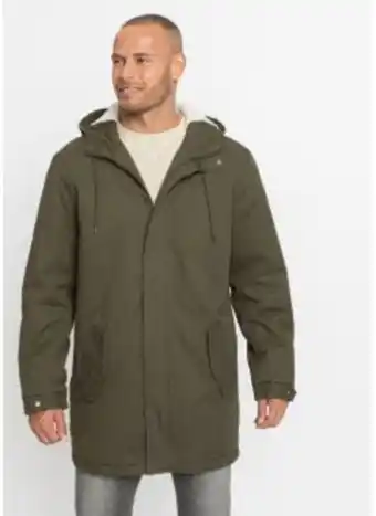 Parkas med fuskpälsfoder