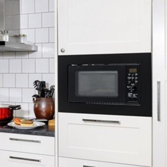 ÖoB Mikrovågsugn voltage erbjuda