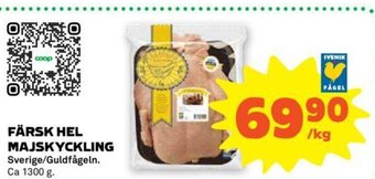 Färsk Hel Majskyckling