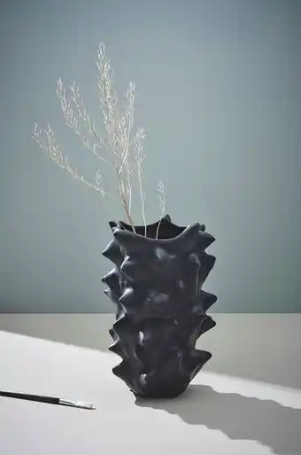 Delia vas höjd 35,5 cm