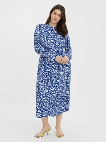 Vero Moda Normal passform skjortkrage curve lång klänning erbjuda