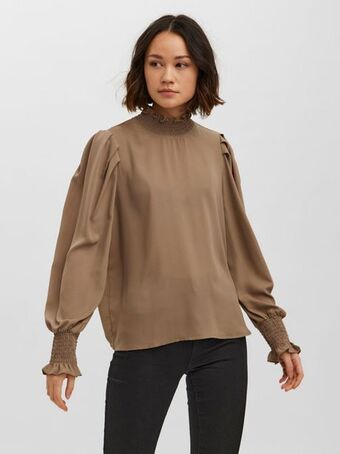 Vero Moda Normal passform o-ringning topp erbjuda