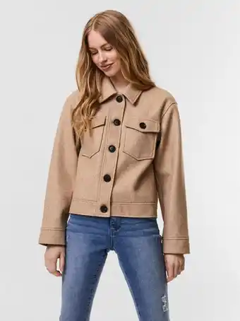 Vero Moda Spread-krage jacka erbjuda
