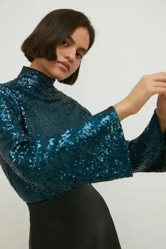 Oasis Sequin funnel neck flared sleeve top erbjuda