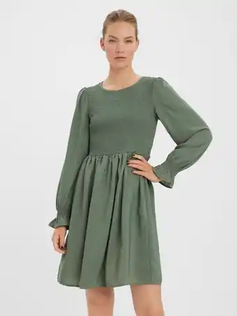 Vero Moda Normal passform o-ringning smockmanschetter ballongärmar kort klänning erbjuda