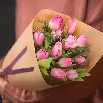 Euroflorist Rosa tulpanbukett erbjuda