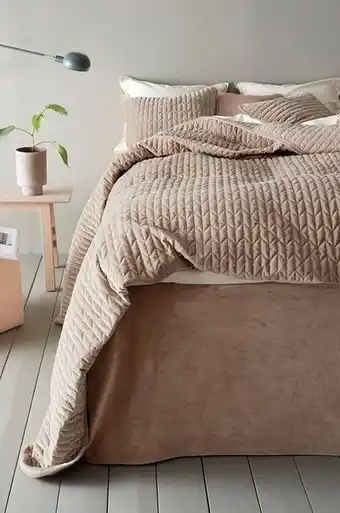Tily bäddpaket - dubbelsäng 160 cm, sängkappa 45 cm