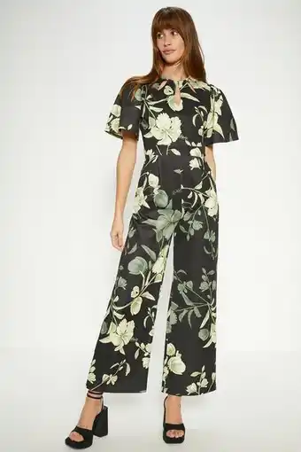 Oasis Petite floral printed scuba cut out jumpsuit erbjuda