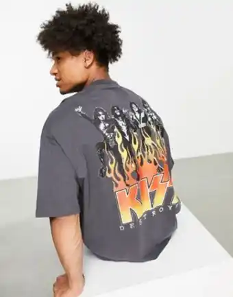ASOS Asos design – mörkgrå oversize t-shirt med kiss-tryck erbjuda