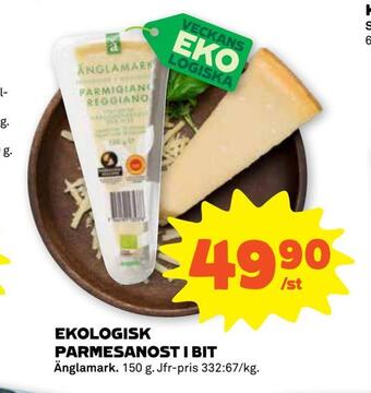 Coop Forum Ekologisk parmesanost i bit erbjuda
