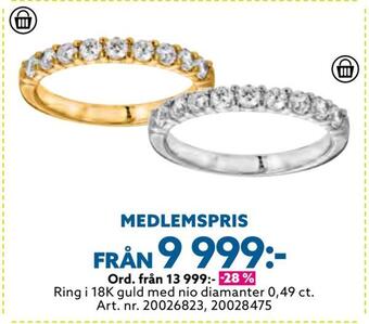 Albrekts Guld Ring i 18k guld med nio diamanter 0,49 ct erbjuda