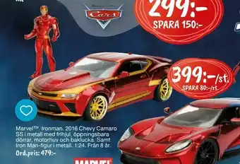 Leklust Marvel™. Ironman. 2016 Chevy Camaro SS i metall med frihjul, öppningsbara dörrar, motorhuv och baklucka. Samt Iron Man-figur erbjuda