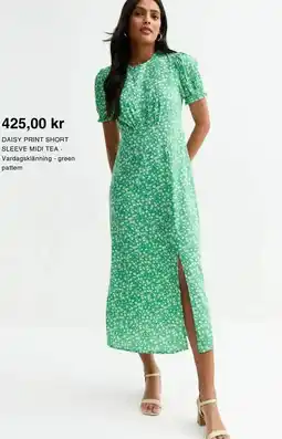 Zalando DAISY PRINT SHORT SLEEVE MIDI TEA - erbjuda