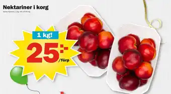 Pekås Nektariner i korg erbjuda