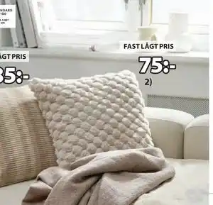 JYSK HVIDBLOMME prydnadskudde erbjuda