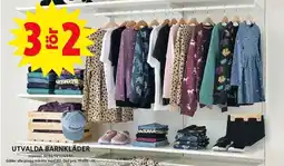 ICA Maxi Utvalda barnkläder erbjuda
