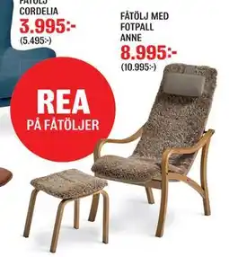 Mio FÅTÖLJ MED FOTPALL ANNE erbjuda