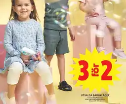 ICA Maxi Utvalda barnkläder erbjuda