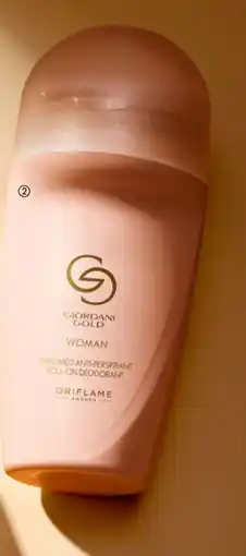 Oriflame Giordani Gold Woman Perfumed Anti-perspirant Roll-On Deodorant erbjuda