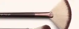 Oriflame Featherlight Highlighter Brush erbjuda
