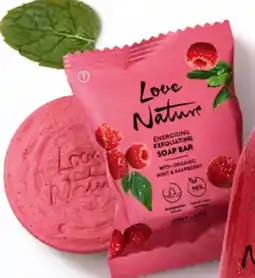 Oriflame Love Nature Energising Exfoliating Soap Bar with Organic Mint & Raspberry erbjuda