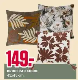 ÖoB BRODERAD KUDDE erbjuda