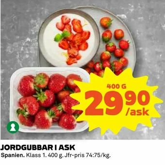 Jordgubbar i ask