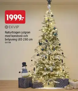 Jula Ekvip naturtrogen julgran med konstsnö och belysning led 230 cm erbjuda