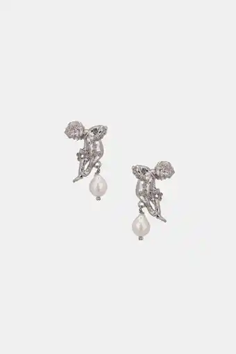 ZARA Angel pearl earrings - limited edition erbjuda