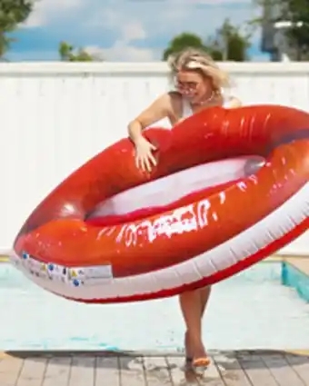 Pool float sweet lips
