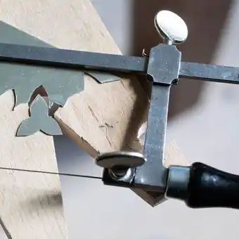Slöjd-Detaljer Guldsmedssåg erbjuda