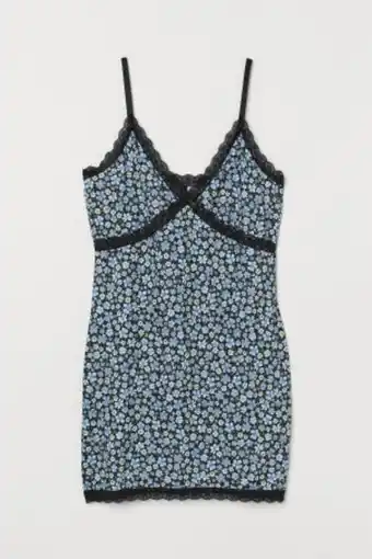 H&M H&m+ klänning med spets erbjuda
