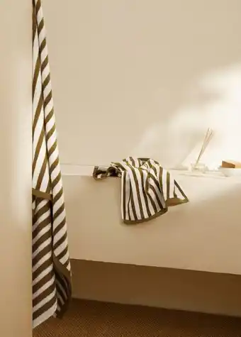 Handduk velourkänsla 50x90cm